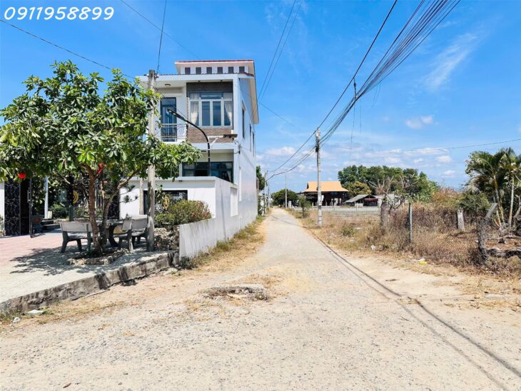 Đất Tân Bình, Lagi: 410m², 200m² Thổ Cư, Ô Tô Tận Nơi, Giá 2 Tỷ