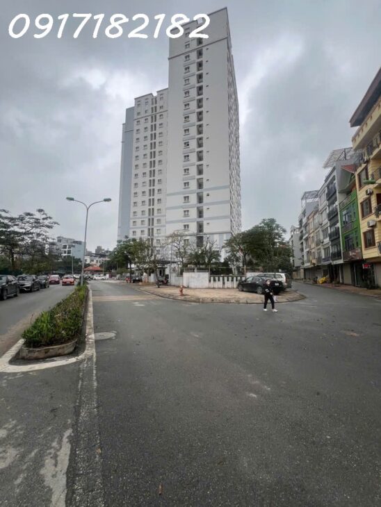 Bán siêu phẩm Cổ Linh Thạch Bàn. nhà mới 7 tầng ,full nội thất cao cấp