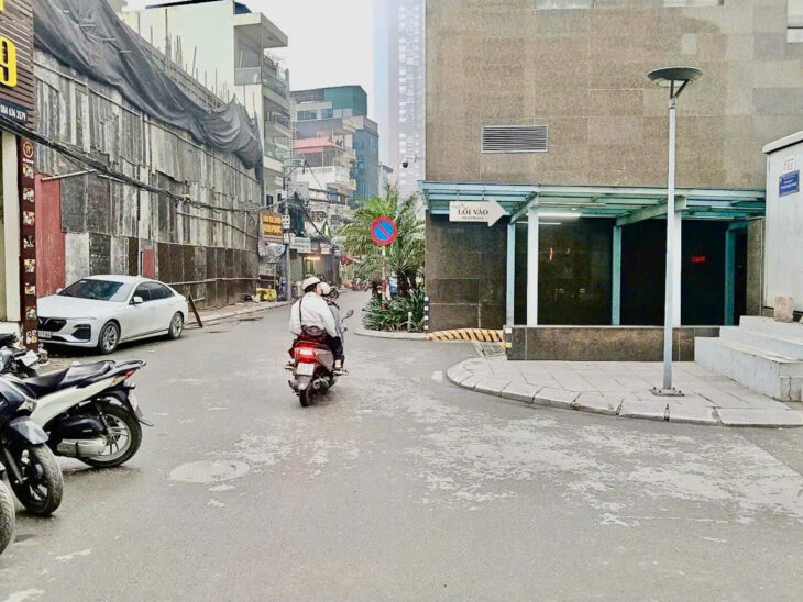 Bán gấp nhà mặt phố Văn Chương 420m2 mặt tiền 12m giá 145 tỷ