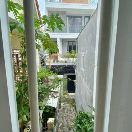 Cần Bán Nhà 3 Tầng Hẻm Bạch Đằng, Trung Tâm TP Nha Trang – Vị Trí Đắc Địa, Sổ Hồng Hoàn Công
