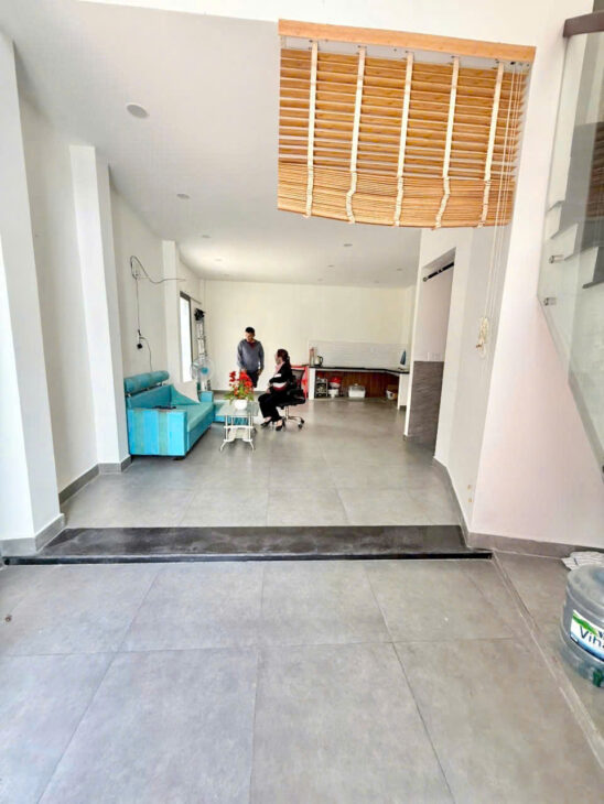 4.35 tỷ- bán nhà 2 tầng HXH VF3 Nơ Trang Long- Nguyễn Xí -4mx10m-hẻm 1 trục