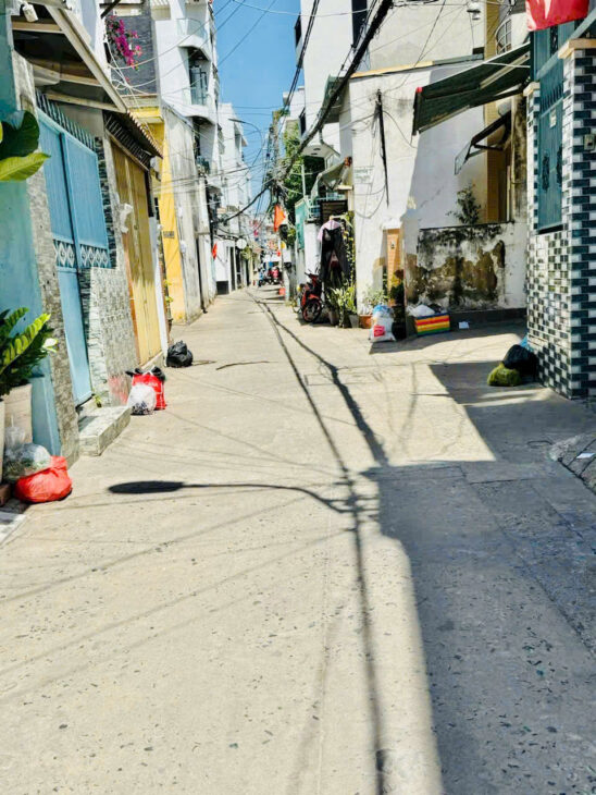 4.35 tỷ- bán nhà 2 tầng HXH VF3 Nơ Trang Long- Nguyễn Xí -4mx10m-hẻm 1 trục