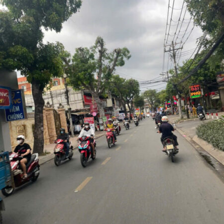 Bán nhà mặt tiền kinh doanh 18,5x33m giá 65 tỷ Đường Nguyễn Văn Quá