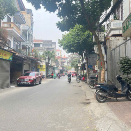 NHỈNH 5 TỶ – B.Á.N GẤP NHÀ PHỐ HOA LÂM – VỊ TRÍ TRUNG TÂM QUẬN – KINH DOANH SẦM UẤT