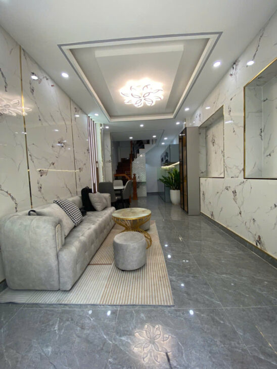 Bán Nhà HXH Phan Xích Long, 5 Tầng 30m2 Chỉ Hơn 7 Tỉ