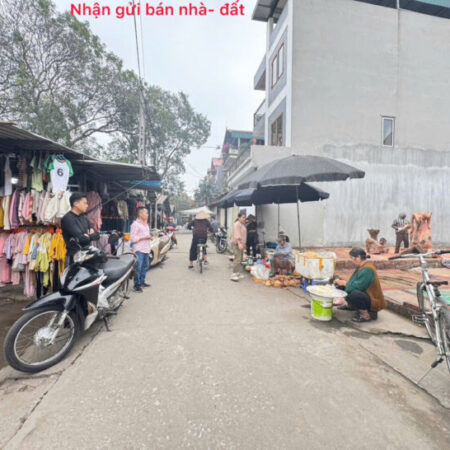 Bán đất tổ 2, TT Chi Đông, Mê Linh, HN. Mặt chợ, kinh doanh sầm uất. Vị trí đẹp, kinh doanh gì cũng Bán đất tổ 2, TT Chi Đông, Mê Linh, HN. Mặt chợ, kinh doanh sầm uất. Vị trí đẹp, kinh doanh gì cũng