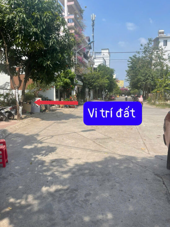 Chủ cần tiền bán gấp Lô Đất ở đô thị Tp Bến Cát DT 338m2 giá 3,7tr/ m2