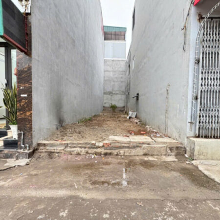 Bán đất thôn Trung Hậu Đoài, Tiền Phong, Mê Linh, HN. Full thổ cư, oto đỗ, gần quốc lộ 23. Bán đất thôn Trung Hậu Đoài, Tiền Phong, Mê Linh, HN. Full thổ cư, oto đỗ, gần quốc lộ 23.