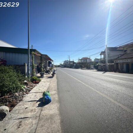 NGỘP THỞ! Bán 12m x 60m đất ONT Lý Thái Tổ – TX LaGi 350 triệu/m ngang gần biển