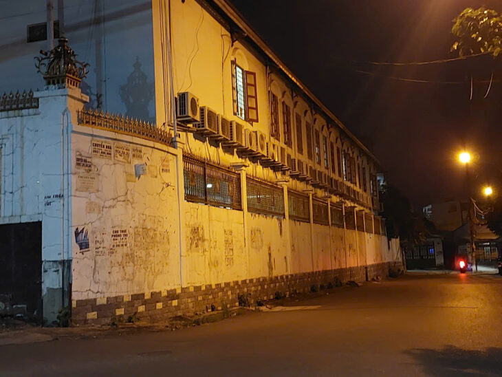 TPHCM- QUẬN 7 – 87M2 – NGANG LỚN 6M -HXH – GẦN MẶT TIỀN – 5P đi Q1,4