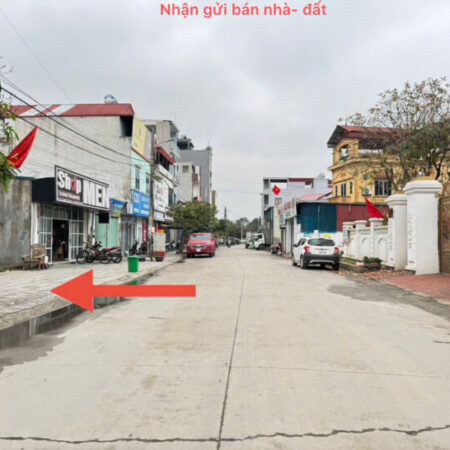 Bán đất dịch vụ tổ 5, Quang Minh, Mê Linh. Mặt tiền kinh doanh, đường rộng 8m, có vỉa hè. Bán đất dịch vụ tổ 5, Quang Minh, Mê Linh. Mặt tiền kinh doanh, đường rộng 8m, có vỉa hè.