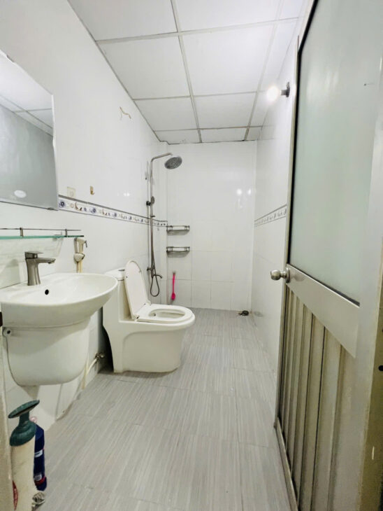 Bán nhà Bờ bao Tân thắng đối diện Aeon Tân Phú 60m2 2 tầng vị trí đắc địa chỉ 5 tỷ Tlcc