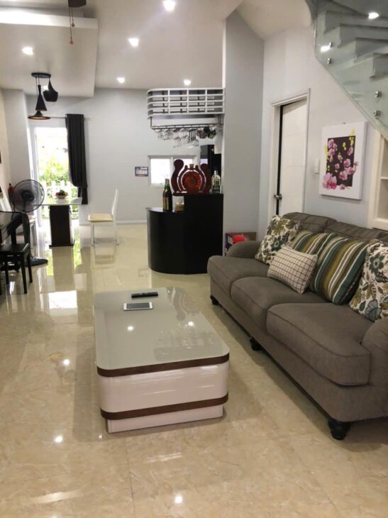 Bán nhà Mega Residence Khang Điền – 75m2 – 3 tầng – 3 PN, nội thất đẹp, giá 9 tỷ có TL