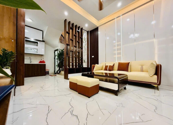 NHÀ ĐẸP TRƯƠNG ĐỊNH – 5 TẦNG MỚI ĐẸP, MẶT TIỀN KINH DOANH, NGÕ THÔNG, 40M OTO – GIÁ 7.8 TỶ