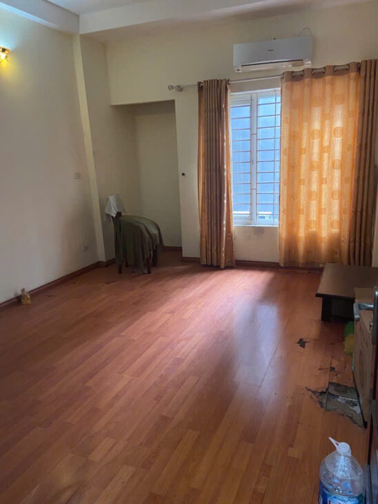 Ngõ 89 LẠC LONG QUÂN TO NHƯ PHỐ / 5 tầng 39m2 dân xây- 6x tỷ