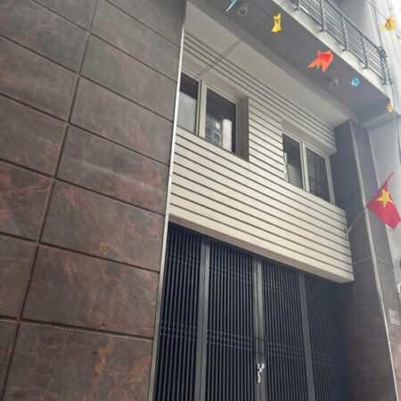 Tòa builiding phố Vũ Phạm Hàm – 80m 7 tầng – KD VP – chỉ 31 tỷ
