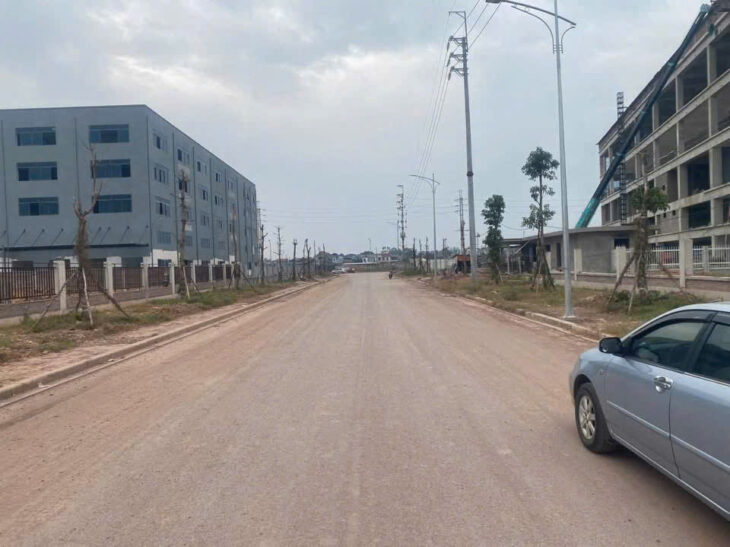 Đất nền phân lô dt75m2, đường 20m, vỉa hè 5m sát khu công nghiệp Tân Hưng-Lạng Giang-Bắc Giang chỉ