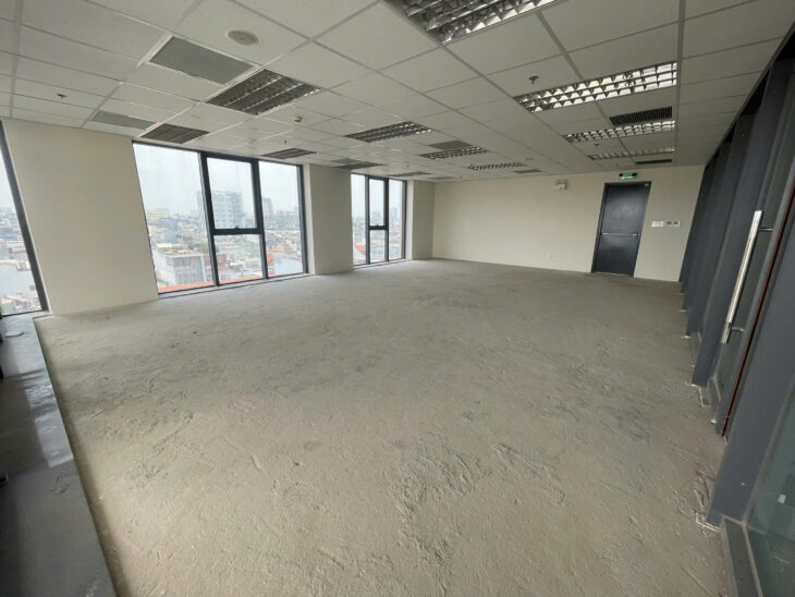 CHO THUÊ TÒA NHÀ MẶT TIỀN ĐƯỜNG Hoàng Việt, phường 4, Tân Bình .