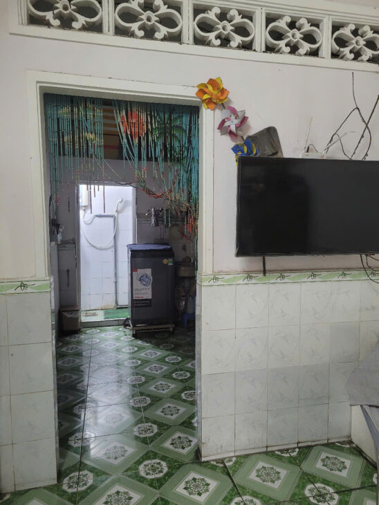 Bán nhà 1 trệt + lửng , đường số 10 Linh Đông Thủ Đức. Gía 2ty4 bl