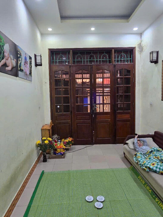 bán nhà Thanh Xuân 48m Hoàng Văn Thái phân lô quân đội, sát ô tô dừng đỗ