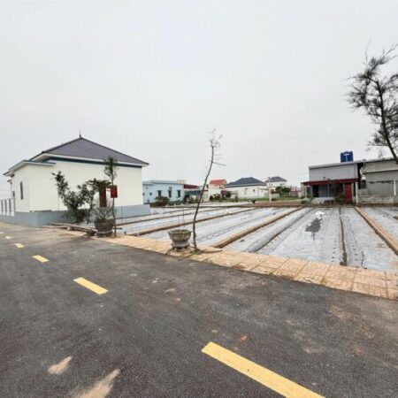 Bán gấp 88m2 đất ven biển Quất lâm, đường rộng 10m, giá bán 1,1 tỷ/ 1 lô, tăng trưởng nhanh