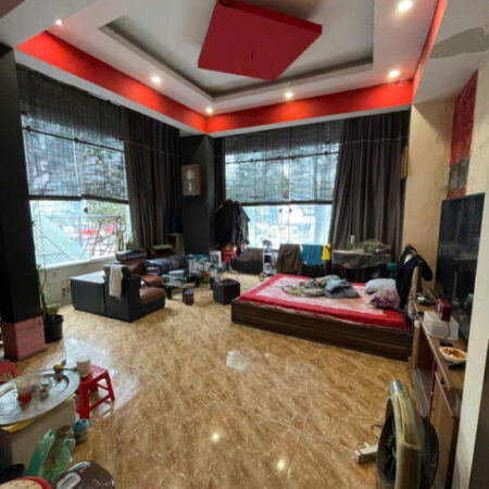 cần bán ngay nhà mặt phố GIẢI PHÓNG, lô góc, mt 4.7m, 14 tỷ,gần ngã tư XÃ ĐÀN-ĐẠI CỔ VIỆT