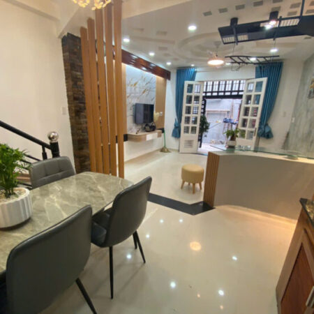 Bán Nhà Nguyễn Thái Sơn, gần mặt tiền, Công Viên Gia Định Nhỉnh 3 Tỉ Bán Nhà Nguyễn Thái Sơn, gần mặt tiền, Công Viên Gia Định Nhỉnh 3 Tỉ