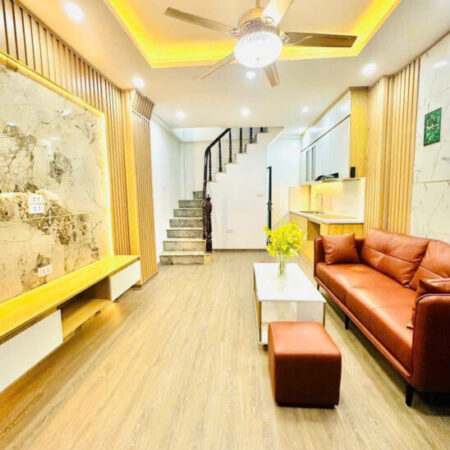 NHÀ PHỐ HỒNG MAI – 6 TẦNG HIÊM CÓ – SỔ VUÔNG PHÂN LÔ – 35M OTO – GIÁ 4.5 TỶ