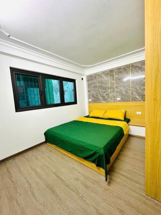 NHÀ PHỐ HỒNG MAI – 6 TẦNG HIÊM CÓ – SỔ VUÔNG PHÂN LÔ – 35M OTO – GIÁ 4.5 TỶ
