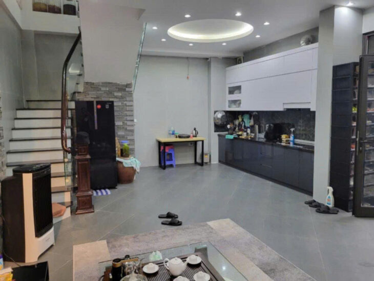 SIÊU PHẨM BẠCH MAI – 5 TẦNG x 55M THÔNG SÀN, 3 BƯỚC RA PHỐ, MẶT TIỀN 8M KINH DOANH – GIÁ 12.5 TỶ