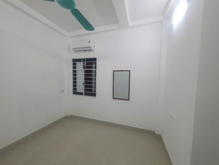 bán nhà Đống Đa 100 ngõ Chợ Đống Đa, 34m chỉ 4,65 tỷ, lô góc, nhà đẹp ở luôn