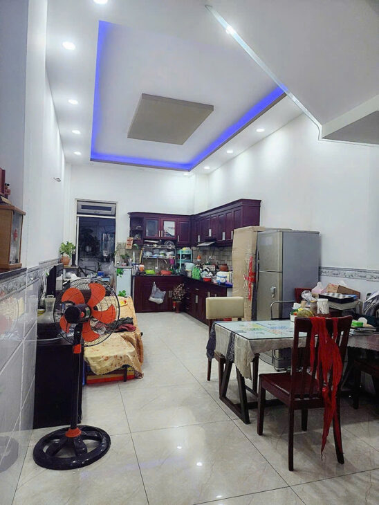 NHÀ 4 TẦNG MỚI ĐẸP Ở NGAY – NGUYỄN HỮU TIẾN – HẺM XE HƠI 4M