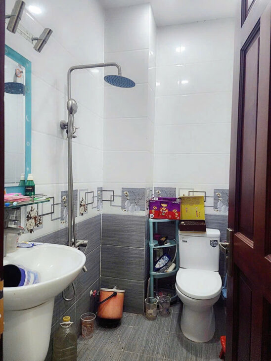 NHÀ 4 TẦNG MỚI ĐẸP Ở NGAY – NGUYỄN HỮU TIẾN – HẺM XE HƠI 4M