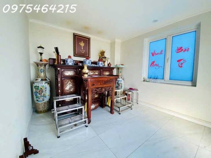 BÁN BIỆT THỰ HOA ĐÀO MĂT TIỀN KHU PHÂN LÔ PHÚ NHUẬN