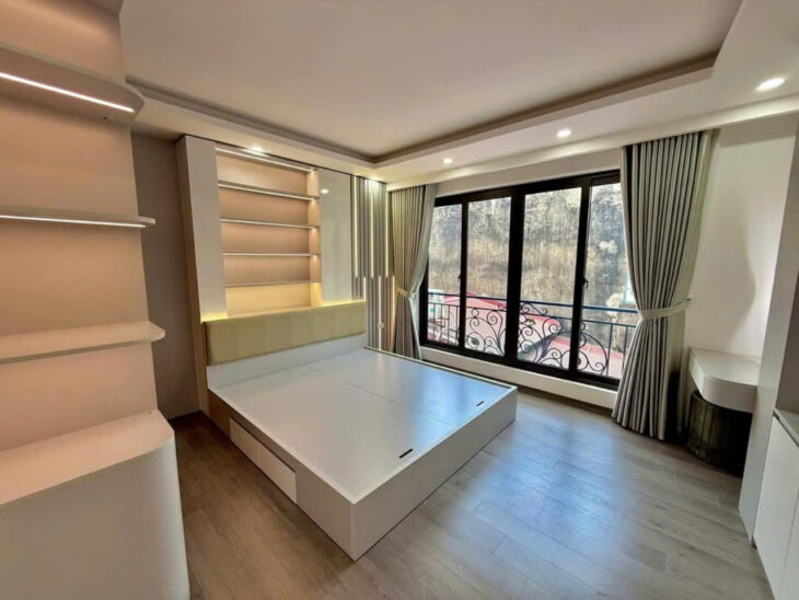 279 ĐỘI CẤN- CHỈ NHỈNH 8 TỶ- NHÀ MỚI 6 TẦNG – THANG MÁY – Ở LUÔN – 50M RA OTO