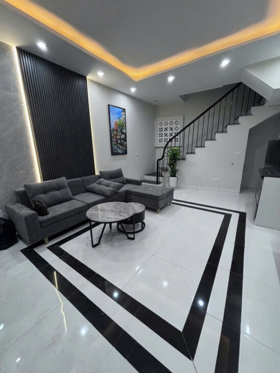 SIÊU PHẨM ĐỘI CẦN – VỊ TRÍ SIÊU ĐỈNH 10M RA MẶT PHỐ- NHÀ ĐẸP Ở NGAY 32m, 4T, mt 4.3m, nhỉnh 8 tỷ