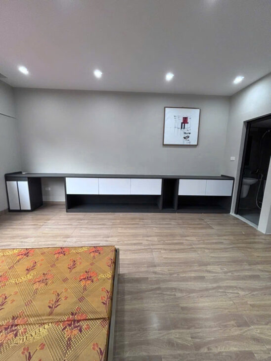 SIÊU PHẨM ĐỘI CẦN – VỊ TRÍ SIÊU ĐỈNH 10M RA MẶT PHỐ- NHÀ ĐẸP Ở NGAY 32m, 4T, mt 4.3m, nhỉnh 8 tỷ