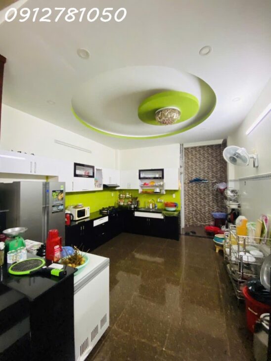 BÁN NHÀ 3 TẦNG PHẠM VĂN BẠCH, TÂN BÌNH – 100M2, GIÁ 7.8 TỶ – SỔ HỒNG CHÍNH CHỦ