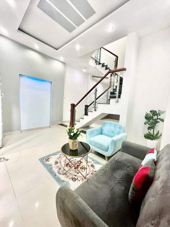 BÁN NHÀ PHƯỚC LONG B GIÁ TỐT