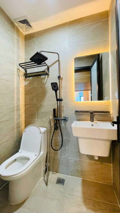 HÀNG CỰC VIP 3 TÒA CHDV PHẠM VĂN ĐỒNG – 60M/TÒA/7 TẦNG – THANG MÁY – 16 PHÒNG – DOANH THU