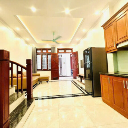 Chính Chủ Bán NR 5 tầng Tư Đình, Phường Long Biên , 1 nhà oto tránh đỗ ngày đêm, gần cầu Trần Hưng Chính Chủ Bán NR 5 tầng Tư Đình, Phường Long Biên , 1 nhà oto tránh đỗ ngày đêm, gần cầu Trần Hưng