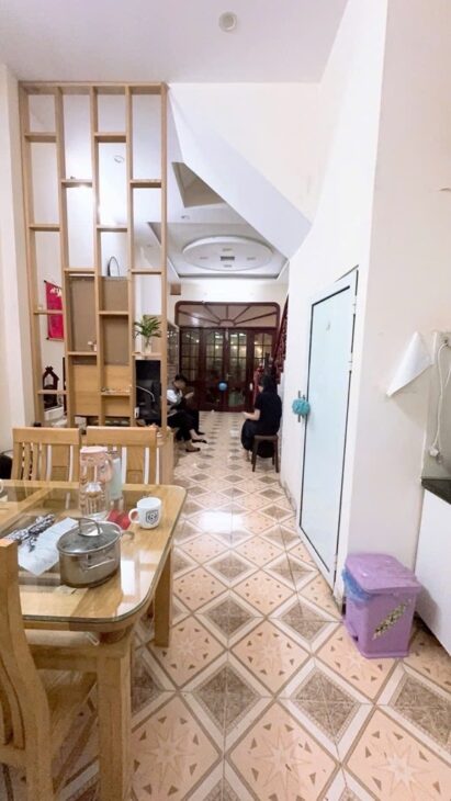 BÁN NHÀ DÂN XÂY PHỐ GIẢNG VÕ, NHÀ 4 TẦNG x 47M2,MT-3.8M GIÁ CHỈ 11TỶ 700 TRIỆU