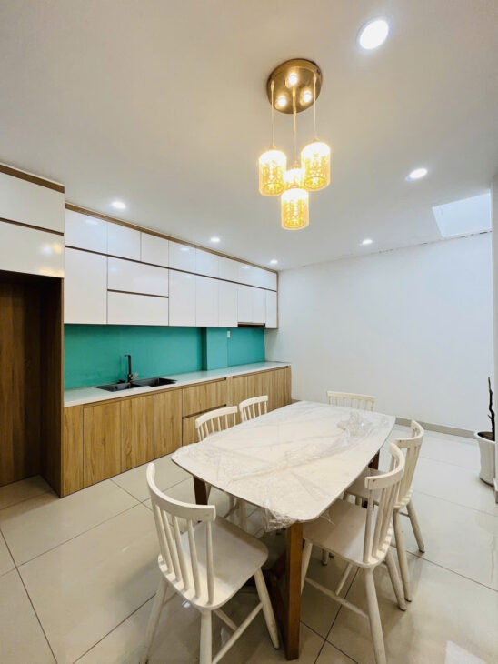 GẤP BÁN NHÀ CẠNH TUYẾN METRO TRƯỜNG THỌ, chỉnh nhỉnh 6 tỷ – đầu tư – ở đều được