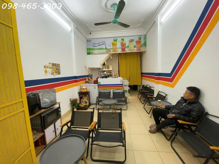 tôi cần sang nhượng gấp cửa hàng cafe bánh mì tôi cần sang nhượng gấp cửa hàng cafe bánh mì Đội Cấn