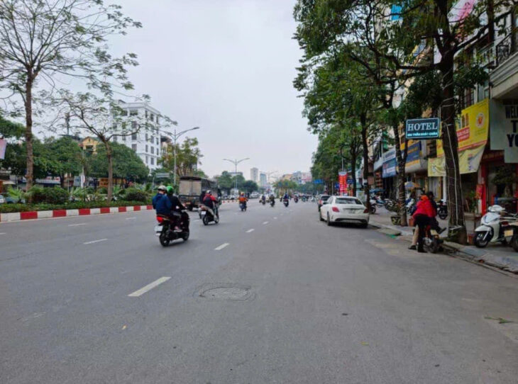 bán đất mặt phố TRẦN KHÁT CHÂN-LÒ ĐÚC-KIM NGƯU, 86M, mặt tiền 5,3M, 29.9 tỷ, ngã 3 ô ĐÔNG MÁC