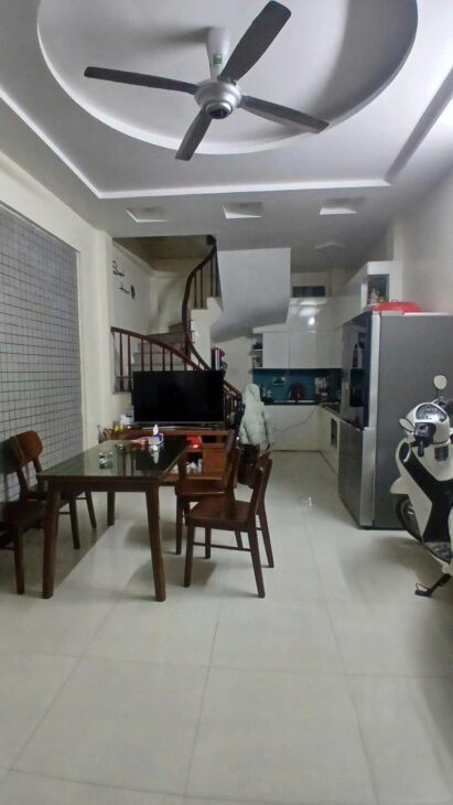 NHÀ CỰC THOÁNG, VIEW ĐẸP CẠNH KĐT ĐẠI KIM NGÕ 236 OTO THÔNG GẦN HỒ, CHỢ, TRƯỜNG THOÁNG TRƯỚC SAU