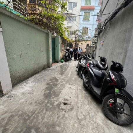 127 HÀO NAM – 50M2X4T – DÂN XÂY TÂM HUYẾT – NGÕ THÔNG – CHỈ 8.5 TỶ