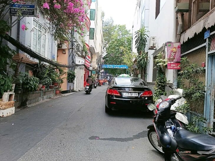 TIN THẬT, BÁN NHÀ GIÁ RẺ QUẬN 1, TÒA NHÀ VĂN PHÒNG, 8 TẦNG DÒNG TIỀN 250TR/TH GIẢM GIÁ 10 TỶ