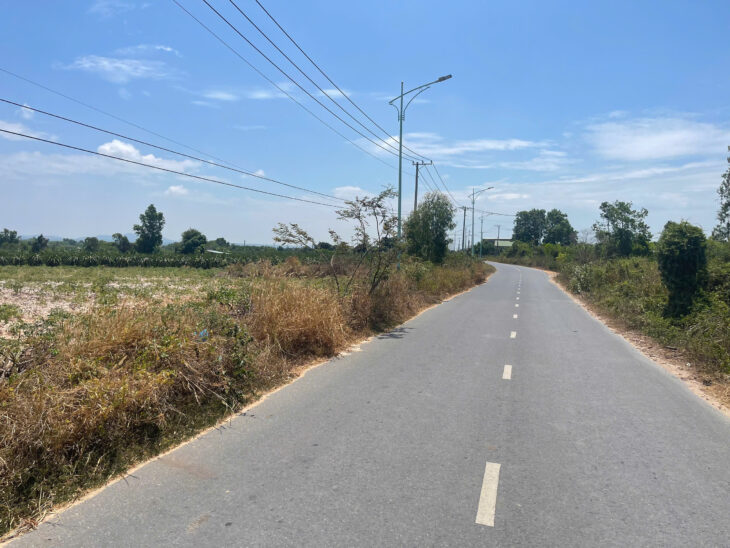 Đất giảm 50% 50m mặt tiền Mai Thúc Loan – Tân Hải – TX LaGi 150tr/m ngang sổ riêng