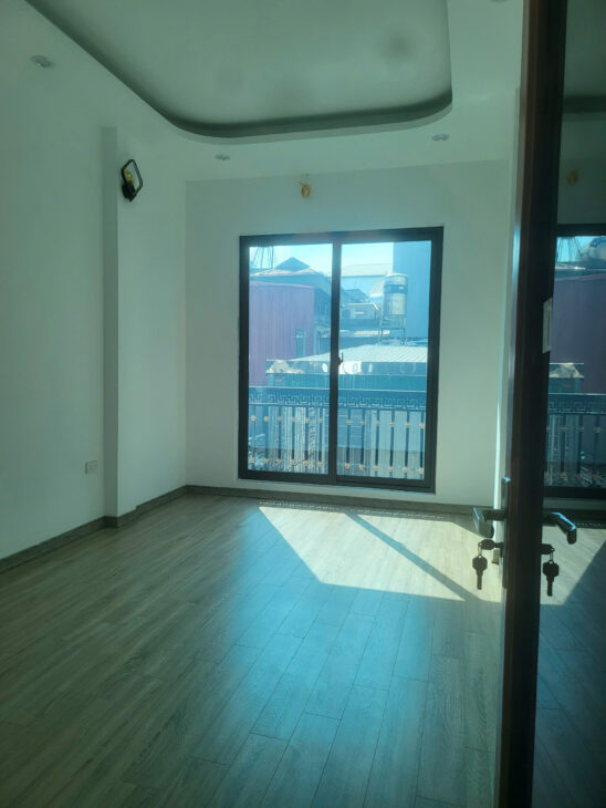 BÁN NHÀ TÂN MAI, 42M2, 5 TẦNG THANG MÁY NHỈNH 8 TỶ